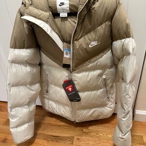 Nike Two-Tone Puffer Jacket